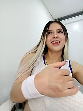 Snapshot of eva-2023 chatting on November 5, 2025, 11:30 pm eva-2023 online show from November 5, 2025, 11:30 pm