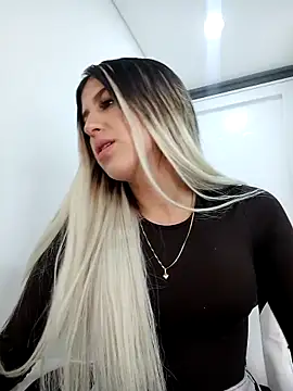 Snapshot of eva-2023 chatting on December 4, 2025, 12:42 am eva-2023 online show from December 4, 2025, 12:42 am