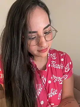 Snapshot of anniesweet02 chatting on November 25, 2025, 11:05 pm anniesweet02 online show from November 25, 2025, 11:05 pm