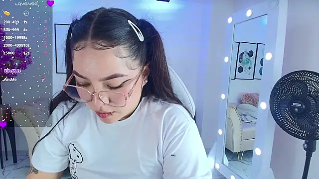 Snapshot of Isa_reel chatting on April 21, 2026, 8:04 pm Isa reel online show from April 21, 2026, 8:04 pm