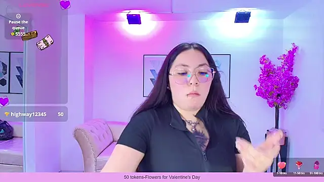 Isa reel online show from February 18, 2026, 8:05 pm