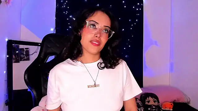 Snapshot of willow_poisson chatting on March 4, 2025, 8:38 pm willow poisson online show from March 4, 2025, 8:38 pm