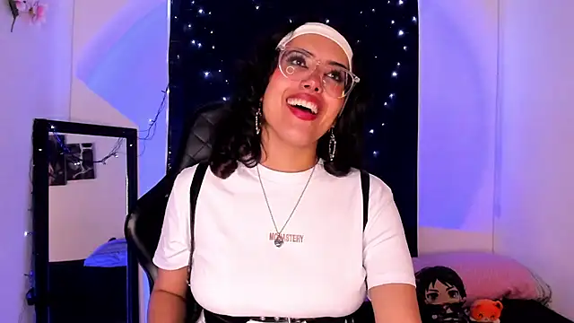 Snapshot of willow_poisson chatting on March 4, 2025, 5:34 pm willow poisson online show from March 4, 2025, 5:34 pm