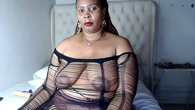 PlatnumBoobsX online show from April 4, 2026, 4:35 pm