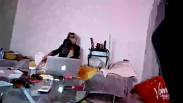 CharlotteVixxens online show from January 31, 2025, 2:58 am