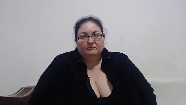 Nykyxo online show from April 24, 2026, 9:22 am