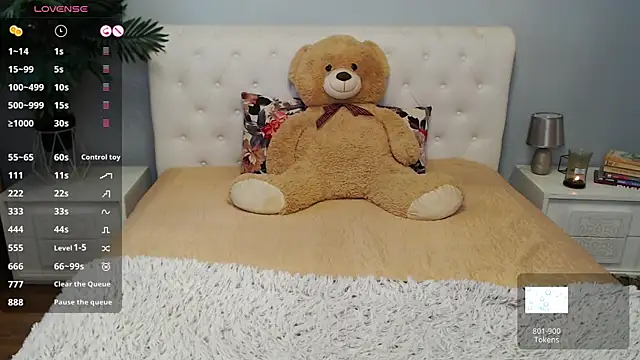 Snapshot of Anysa_Reye chatting on March 13, 2025, 9:43 am Anysa Reye online show from March 13, 2025, 9:43 am