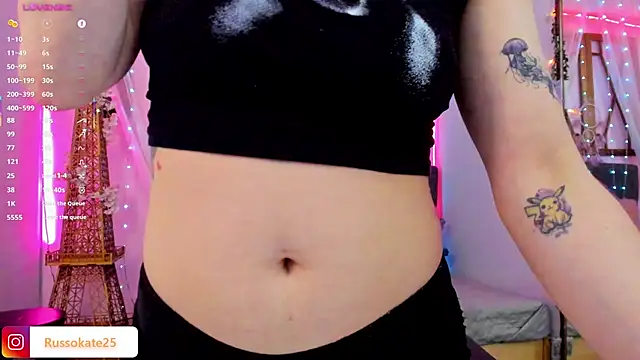 laura olssen online show from October 9, 2025, 12:38 pm