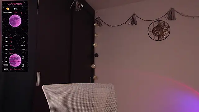 Snapshot of CherryBlossom___ chatting on March 23, 2025, 3:54 am CherryBlossom online show from March 23, 2025, 3:54 am