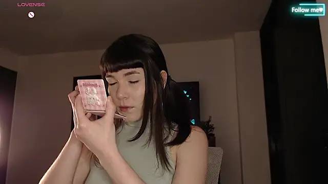 Snapshot of CherryBlossom___ chatting on February 7, 2026, 2:08 am CherryBlossom online show from February 7, 2026, 2:08 am