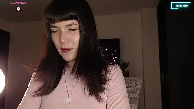 Snapshot of CherryBlossom___ chatting on February 5, 2026, 2:51 am CherryBlossom online show from February 5, 2026, 2:51 am