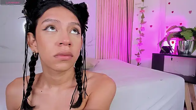 Snapshot of AdammClark1 chatting on March 20, 2025, 8:08 pm AdammClark1 online show from March 20, 2025, 8:08 pm