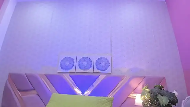 Snapshot of thecrazyadamss_ chatting on February 25, 2025, 11:59 pm thecrazyadamss online show from February 25, 2025, 11:59 pm