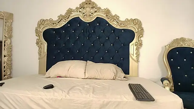 Snapshot of thecrazyadamss_ chatting on November 15, 2025, 4:22 pm thecrazyadamss online show from November 15, 2025, 4:22 pm