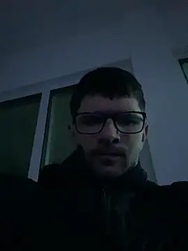 Snapshot of Juliano2289 chatting on July 9, 2026, 11:20 am Juliano2289 online show from July 9, 2026, 11:20 am