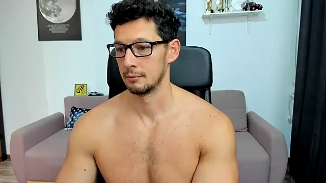 BrutusK08 online show from November 12, 2025, 8:18 am