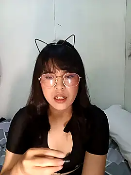 Snapshot of Chall_mee chatting on September 27, 2025, 5:19 pm Chall mee online show from September 27, 2025, 5:19 pm