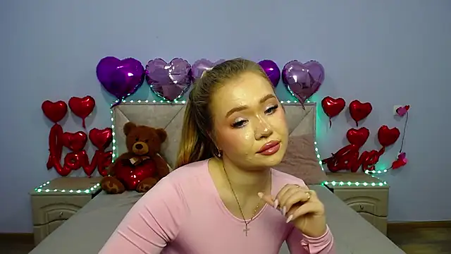 StacyYellig online show from March 6, 2025, 8:16 pm