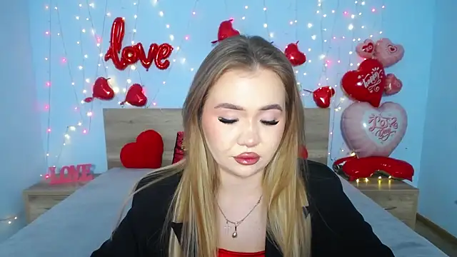 StacyYellig online show from February 15, 2025, 6:44 am