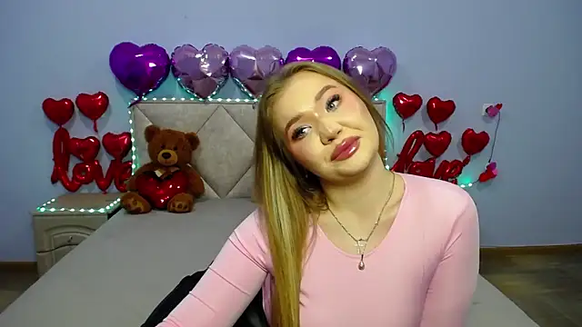 StacyYellig online show from March 6, 2025, 2:19 am