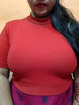 Snapshot of CUTE_SOPHIA- chatting on April 9, 2026, 1:18 am CUTE SOPHIA- online show from April 9, 2026, 1:18 am
