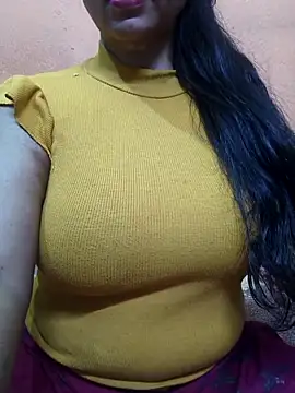 Snapshot of CUTE_SOPHIA- chatting on May 16, 2026, 2:43 am CUTE SOPHIA- online show from May 16, 2026, 2:43 am