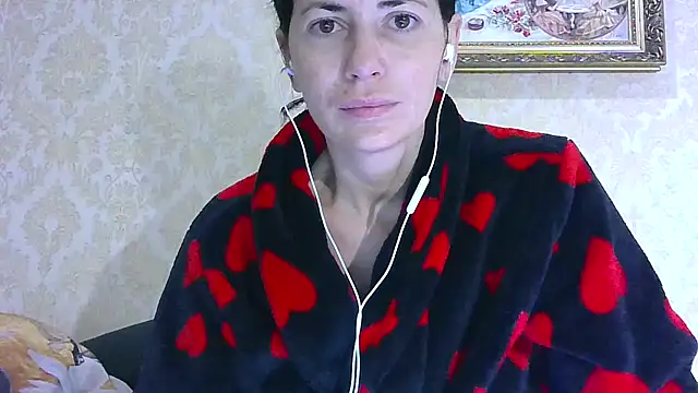 Snapshot of StunnigArt chatting on April 25, 2026, 1:19 am StunnigArt online show from April 25, 2026, 1:19 am