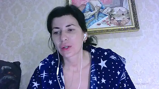 Snapshot of StunnigArt chatting on May 4, 2026, 1:09 am StunnigArt online show from May 4, 2026, 1:09 am