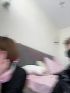 GroteskJane online show from February 3, 2026, 9:58 am