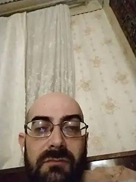 ArsenSavas online show from April 14, 2026, 8:25 pm