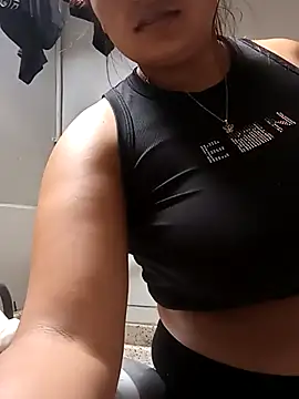 Snapshot of stefanie010 chatting on December 3, 2025, 7:24 pm stefanie010 online show from December 3, 2025, 7:24 pm