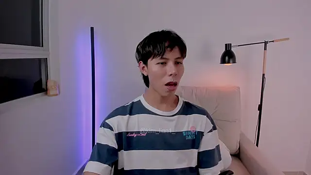 Snapshot of kim_lian21 chatting on February 17, 2026, 6:33 am kim lian21 online show from February 17, 2026, 6:33 am