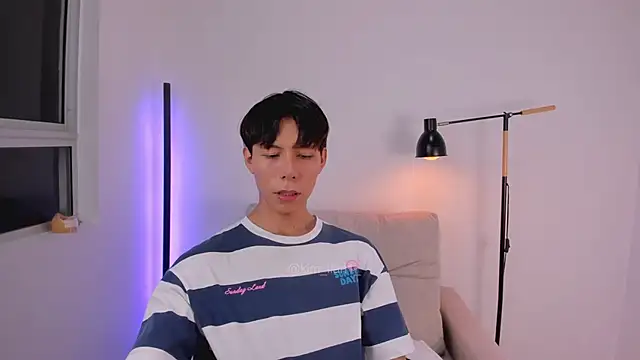 Snapshot of kim_lian21 chatting on February 24, 2026, 10:38 am kim lian21 online show from February 24, 2026, 10:38 am