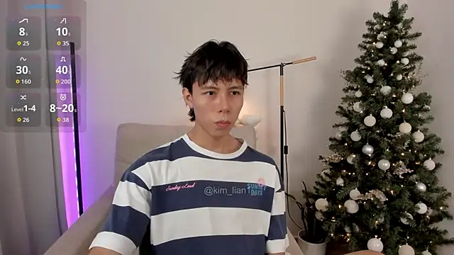 Snapshot of kim_lian21 chatting on December 23, 2025, 10:14 am kim lian21 online show from December 23, 2025, 10:14 am