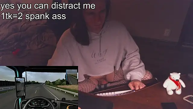 izilizi 23 online show from December 28, 2024, 7:01 pm