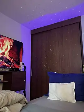 Snapshot of santiago_01 chatting on March 14, 2025, 1:13 pm santiago 01 online show from March 14, 2025, 1:13 pm