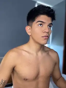 Snapshot of santiago_01 chatting on September 27, 2025, 7:31 pm santiago 01 online show from September 27, 2025, 7:31 pm