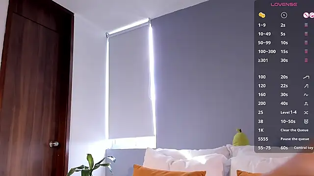 santiago 01 online show from April 9, 2026, 8:26 pm