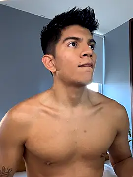 Snapshot of santiago_01 chatting on October 30, 2025, 7:33 pm santiago 01 online show from October 30, 2025, 7:33 pm