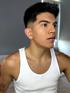 Snapshot of santiago_01 chatting on September 21, 2025, 7:41 pm santiago 01 online show from September 21, 2025, 7:41 pm