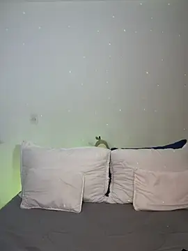 Snapshot of santiago_01 chatting on February 23, 2025, 11:14 pm santiago 01 online show from February 23, 2025, 11:14 pm