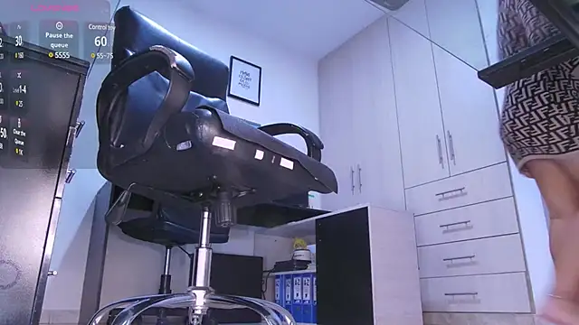 anastasia 2122 online show from February 18, 2025, 11:33 am