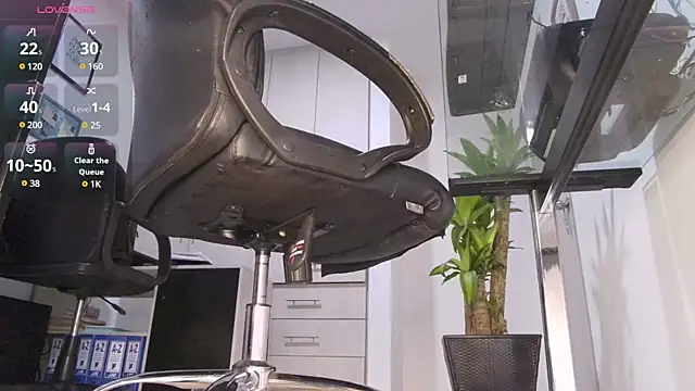 anastasia 2122 online show from March 17, 2025, 10:27 am