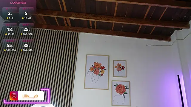 LillyDolls23 online show from December 18, 2025, 12:42 pm