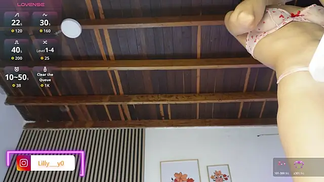 LillyDolls23 online show from January 18, 2026, 1:14 pm