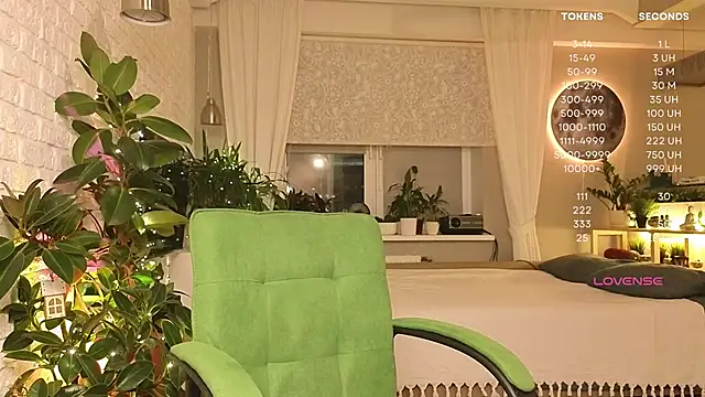 Snapshot of moon_deity_ chatting on January 9, 2025, 5:22 pm moon deity online show from January 9, 2025, 5:22 pm