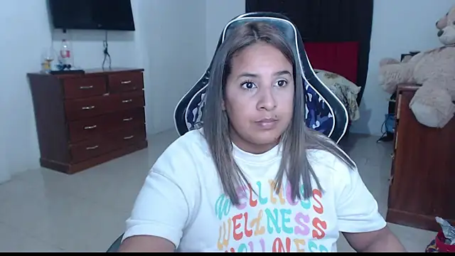 Snapshot of KathyHardcore69 chatting on December 5, 2025, 3:38 am KathyHardcore69 online show from December 5, 2025, 3:38 am