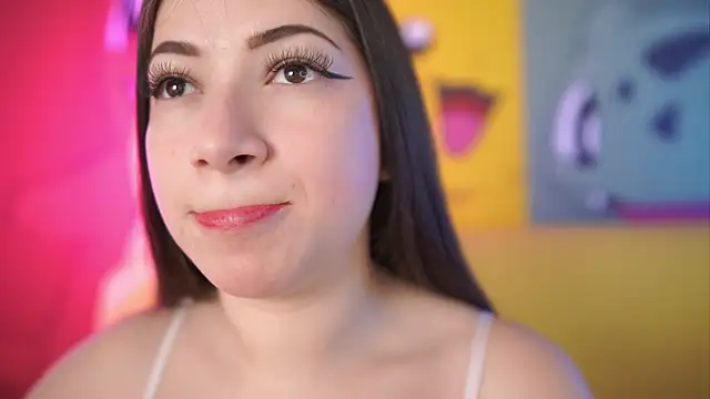 miss  pamela online show from April 3, 2026, 11:05 am