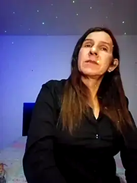 Snapshot of Cameron_puppy chatting on October 9, 2025, 12:55 am Cameron puppy online show from October 9, 2025, 12:55 am
