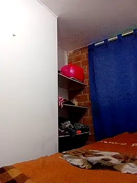 Snapshot of Cameron_puppy chatting on November 30, 2025, 9:54 am Cameron puppy online show from November 30, 2025, 9:54 am